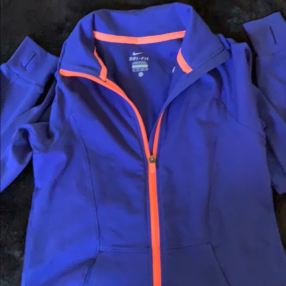 Nike Dri-Fit Jacket XS 💙🧡